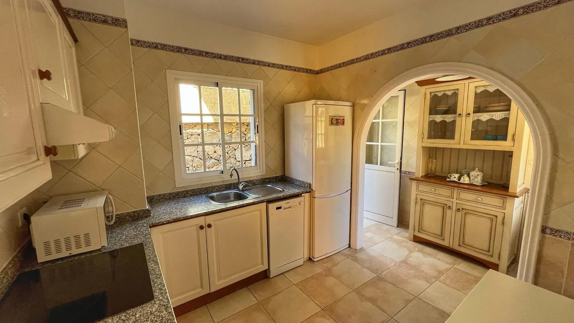 Villa Isabel أذيخي 0*,  إسبانيا